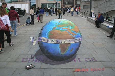 Make Poverty History by Julian Beever